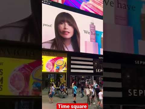 Summer time in New York time square
