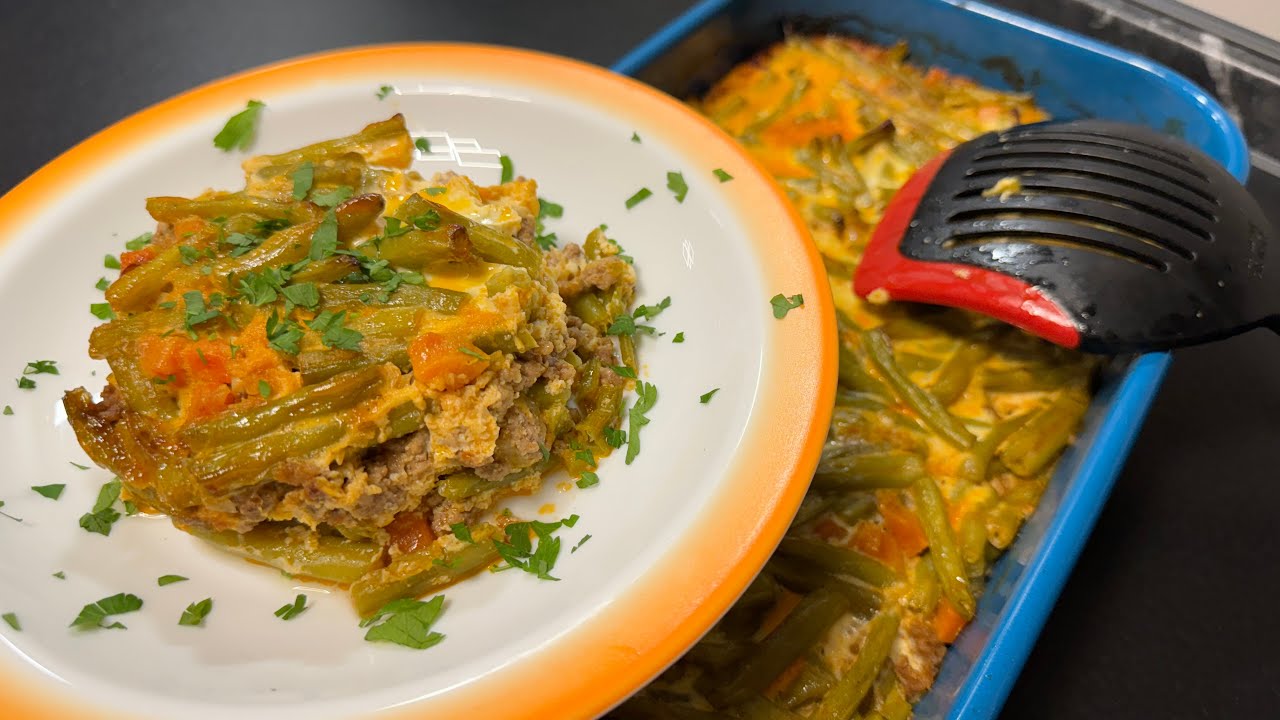 Domaća zapečena BORANIJA sa mesom iz rerne - Mahune recept