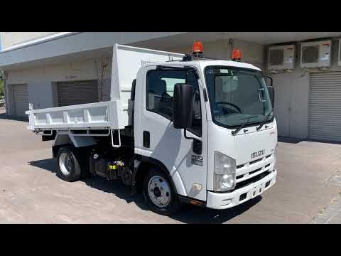 Isuzu Tipper