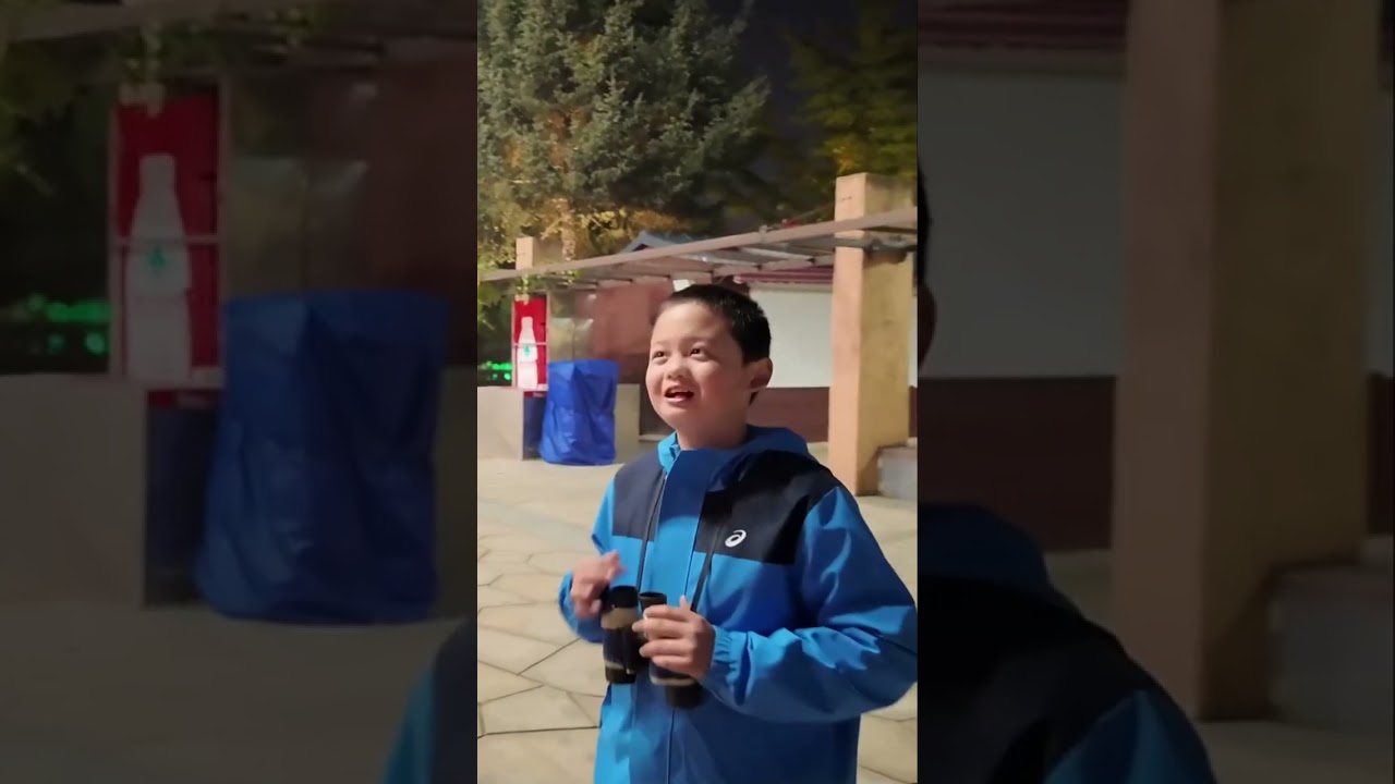 Night Adventures in Dang Dong: Exploring with Friends