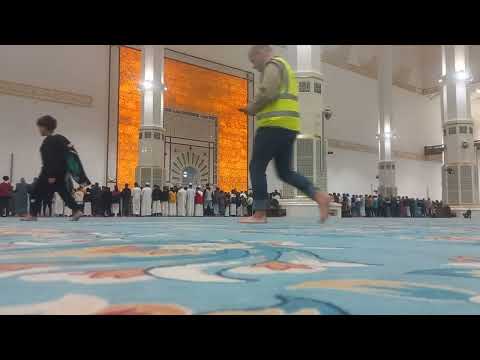 تلاوة رائعة للقارئ الشيخ محمد مقاتلي الابراهيمي من جامع الجزائر سجلت بتاريخ2023 11 0 صلاة العشاء