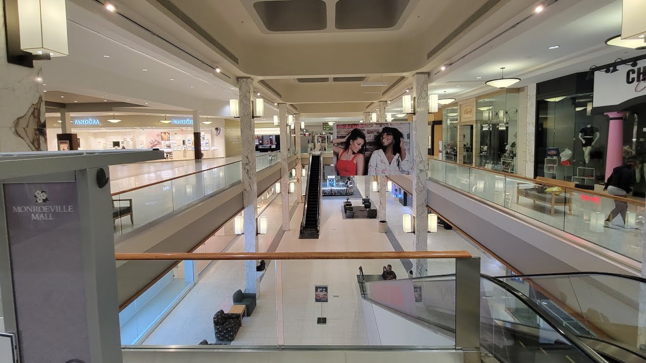 Living Dead Weekend, June 2022, Monroeville Mall Tour w/Lawrence DeVincentz