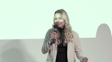 Do your brain a favor, put your smartphone down | Marjorie Kate Carlson | TEDxYouth@ISF