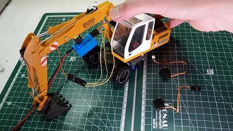 RC Liebherr A 900 C Litronic part 7 - Trying a 1.9g servo in our boom