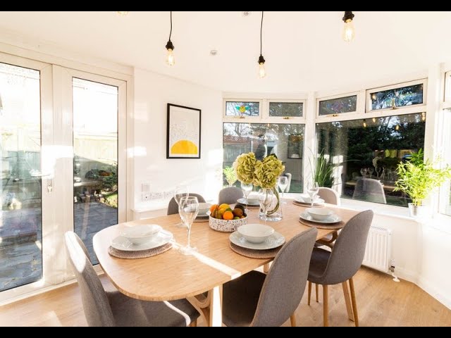 Video 1: Dining room overlooking large garden