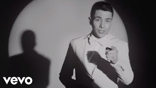 Смотреть клип Luis Coronel - Cuando La Miro