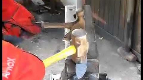 Knifemaking: Popular Mechanics shows you how to forge a blade - Part 2