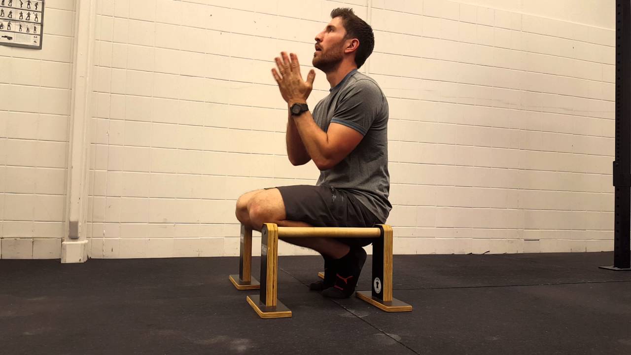 Tuck Hold Tuck Swing To Plank Tuck Swings L Sit To Bent Arm Stand