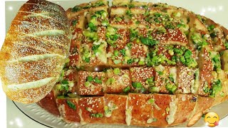 very delicious breakfast/bread with onions/إفطار لذيذ جدا/خبز بالزبدة والبصل