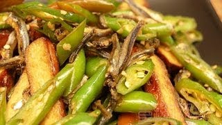 [食譜] 外表看似嗆辣「青龍辣椒炒小魚乾」其實內心很溫柔的 ...