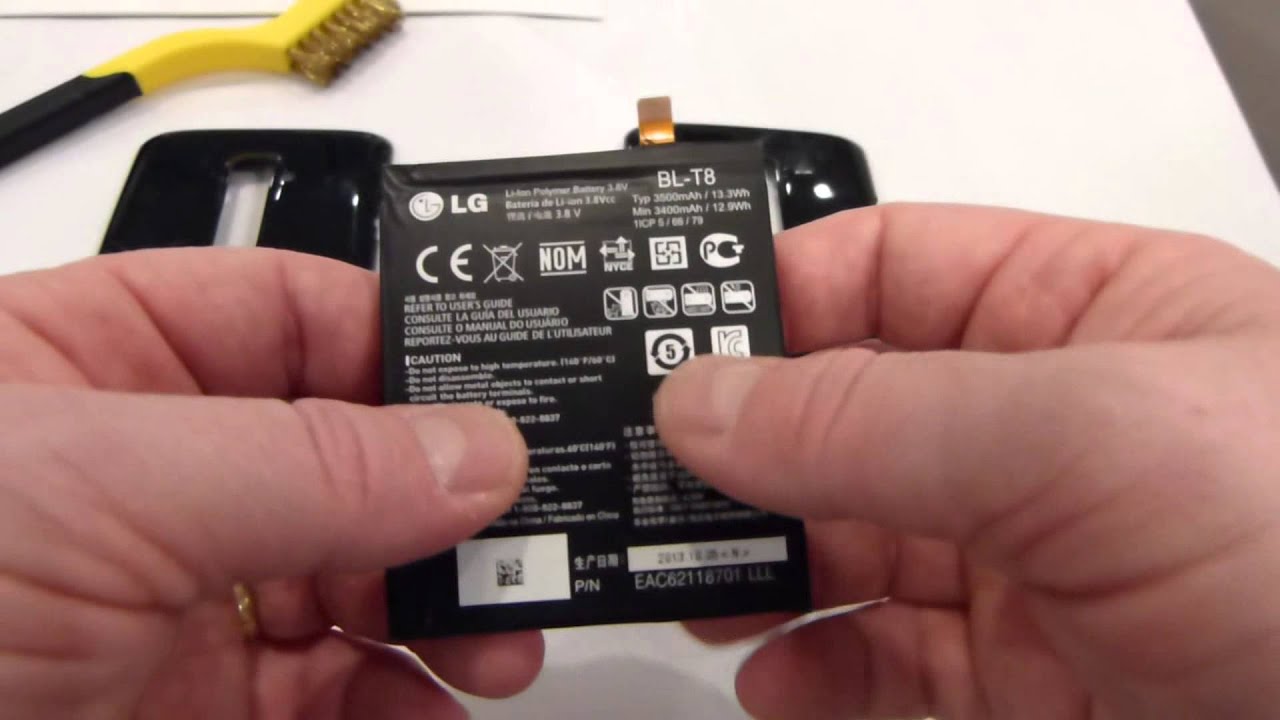 LG G Flex battery and self-healing back plate - YouTube