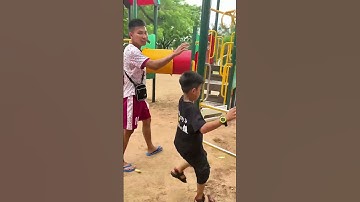 Cậu bé học dốt | Công Viên