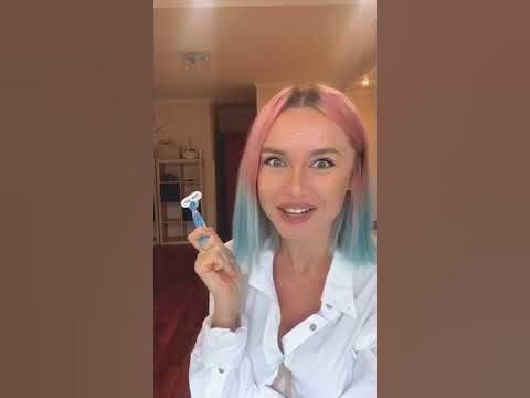 КАК ПРАВИЛЬНО БРИТЬ НОГИ ! - YouTube