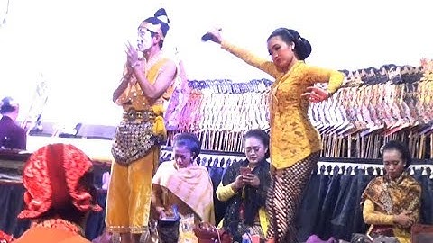 GATHOTKACA WINISUDHA Ki Sigit Arianto S.Sn Vs Dewi K Vs Gareng Smg Grobogan 23 Des 18 ( 3/5 )