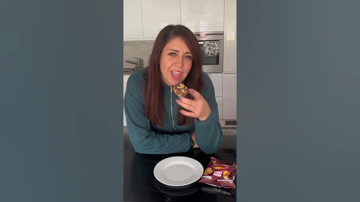 How to Stop Eating Food You Don’t Need (Therapist Answers) #overeating #foodfreedom #psychotherapist