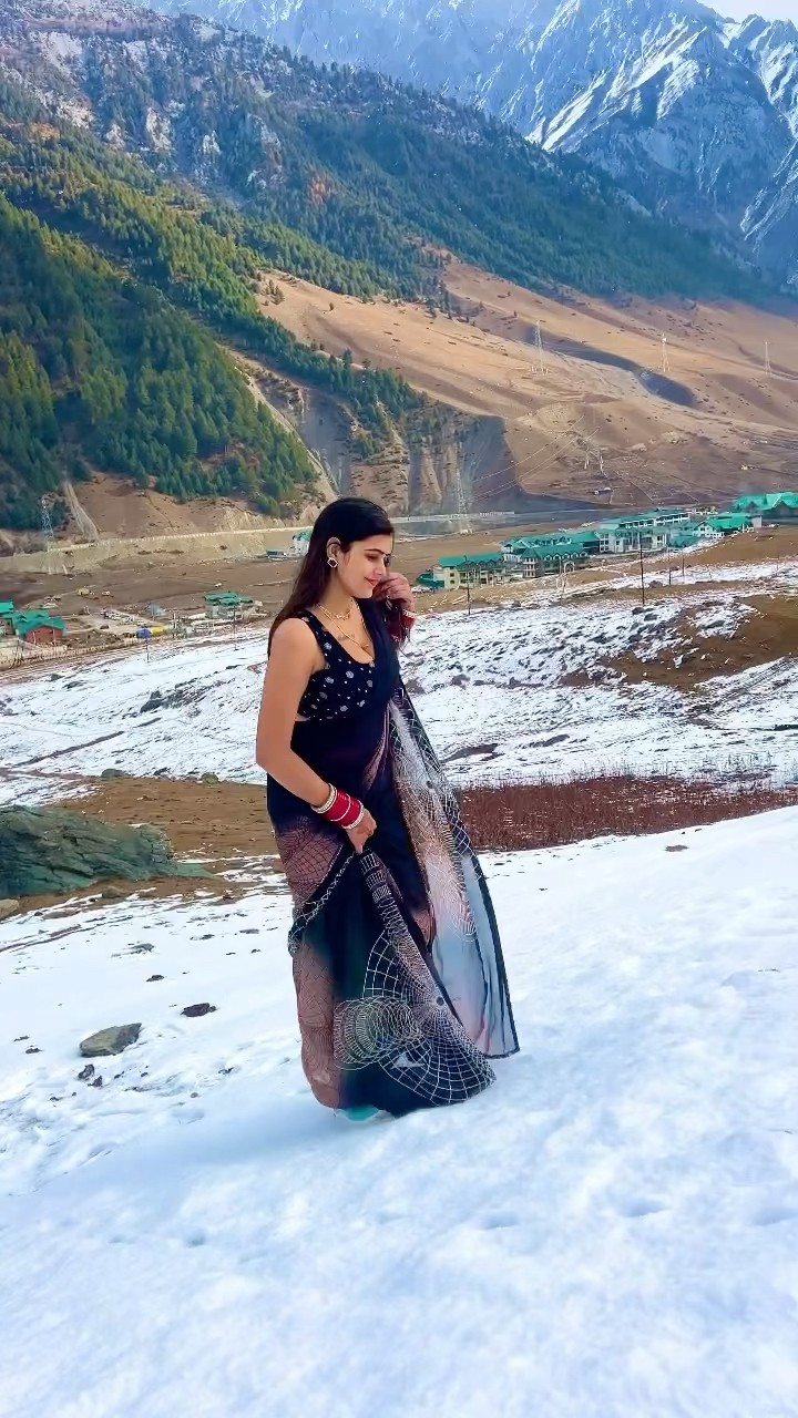 तेरी नज़र झुके तो शाम ढले ?#shorts #love #meenu #trending #youtubeshorts