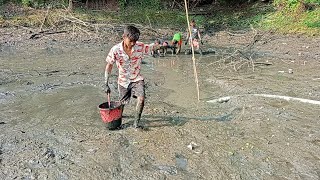 পুকুর থেকে বালতি বালতি মাছ ধরলাম🐠🐟|| amazing fishing video || Fishing video 2024