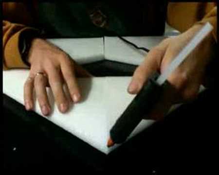 Step 1 - Glue the wing halves together