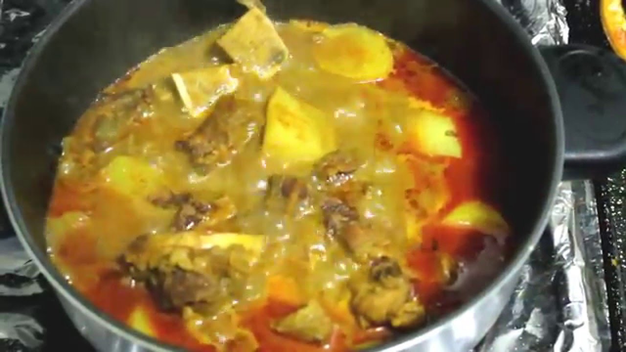 Beef Bhuna || Beef Curry Bangladeshi Style || Eid Special - YouTube