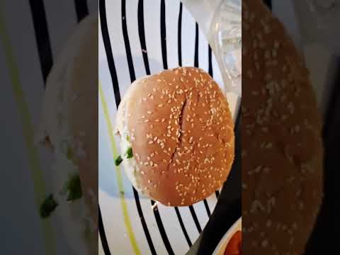 عشانا اليوم همبركر دجاج والديك الرومي الفيديو كامل بالقناة