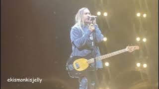 Fall Out Boy - 'The Take Over, The Breaks Over' | So Much for (Tour)Dust