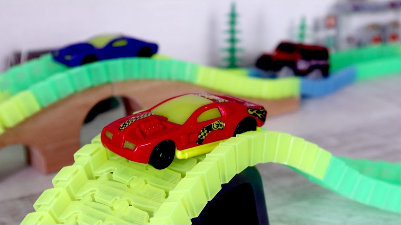 Машина трасса игрушка Машина трасса игрушка