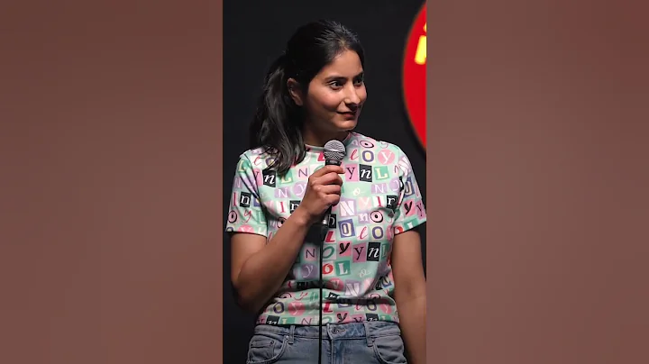 bisexual stand comedy show👍 #cantcancelpride #loveloud  #pridemonth #bisexual #standupcomedy #shorts