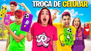 Thumbnail for 24 HORAS COM OS CELULARES TROCADOS *deu ruim