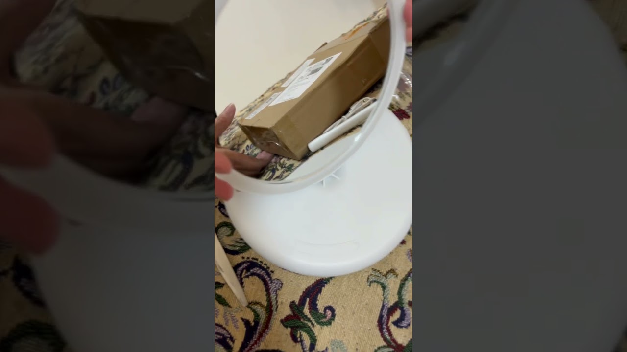 🪞Online🛍️Makeup Mirror with LED Lights—absolutely love how amazing&bright it is!