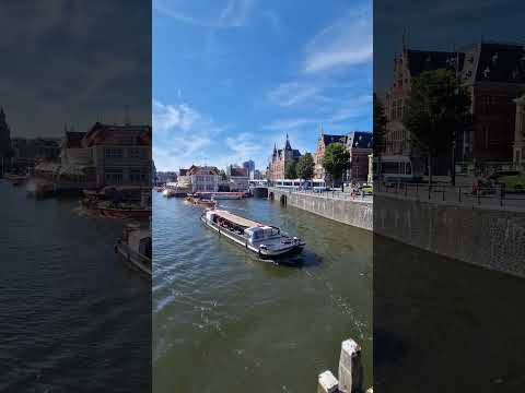 🇳🇱 Amsterdam canal tours at Central Station @TravelwithHugoF #Amsterdam #canals #centralstation