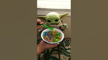 Changing baby Yoda Diaper 🍼👶 #babyyoda #shorts #starwars #cute￼