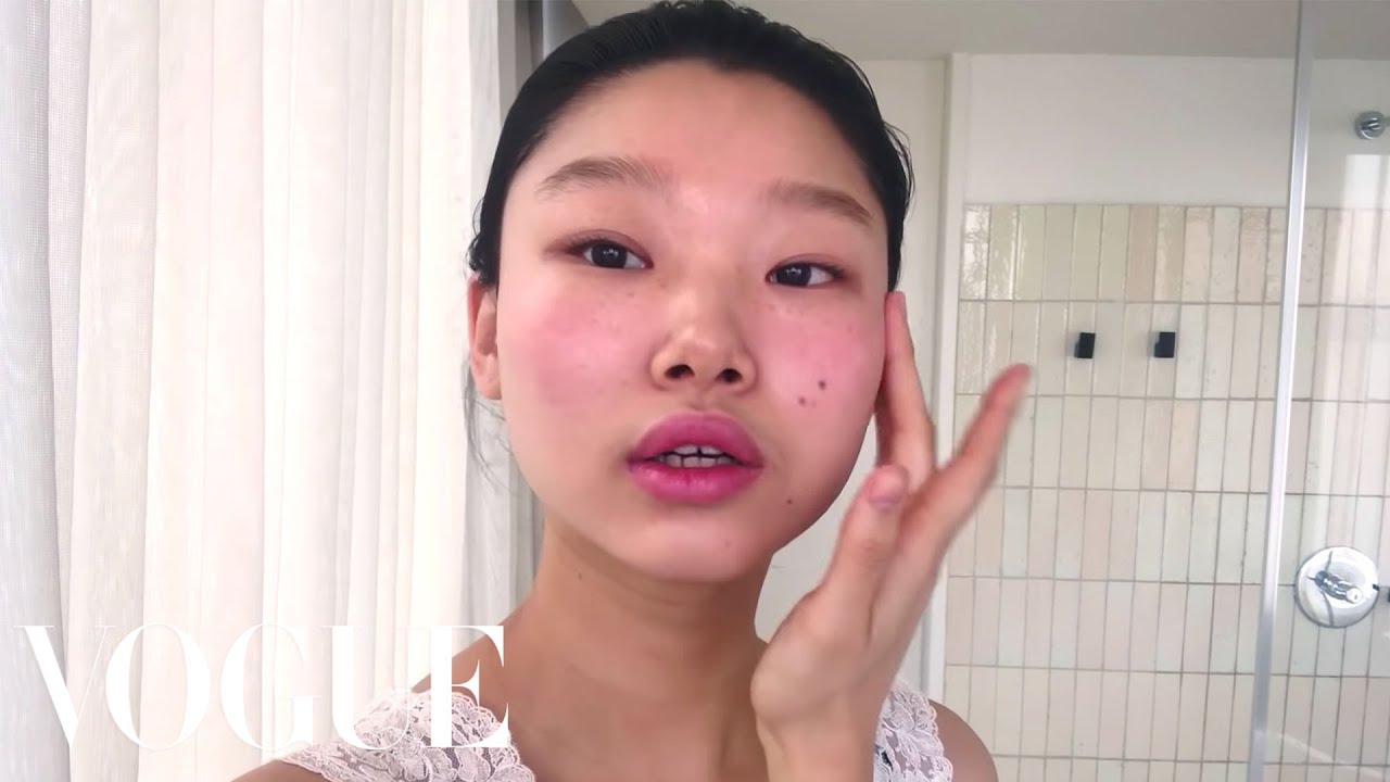 Yoon Young Bae Prada Age Height Body Career Boyfriend