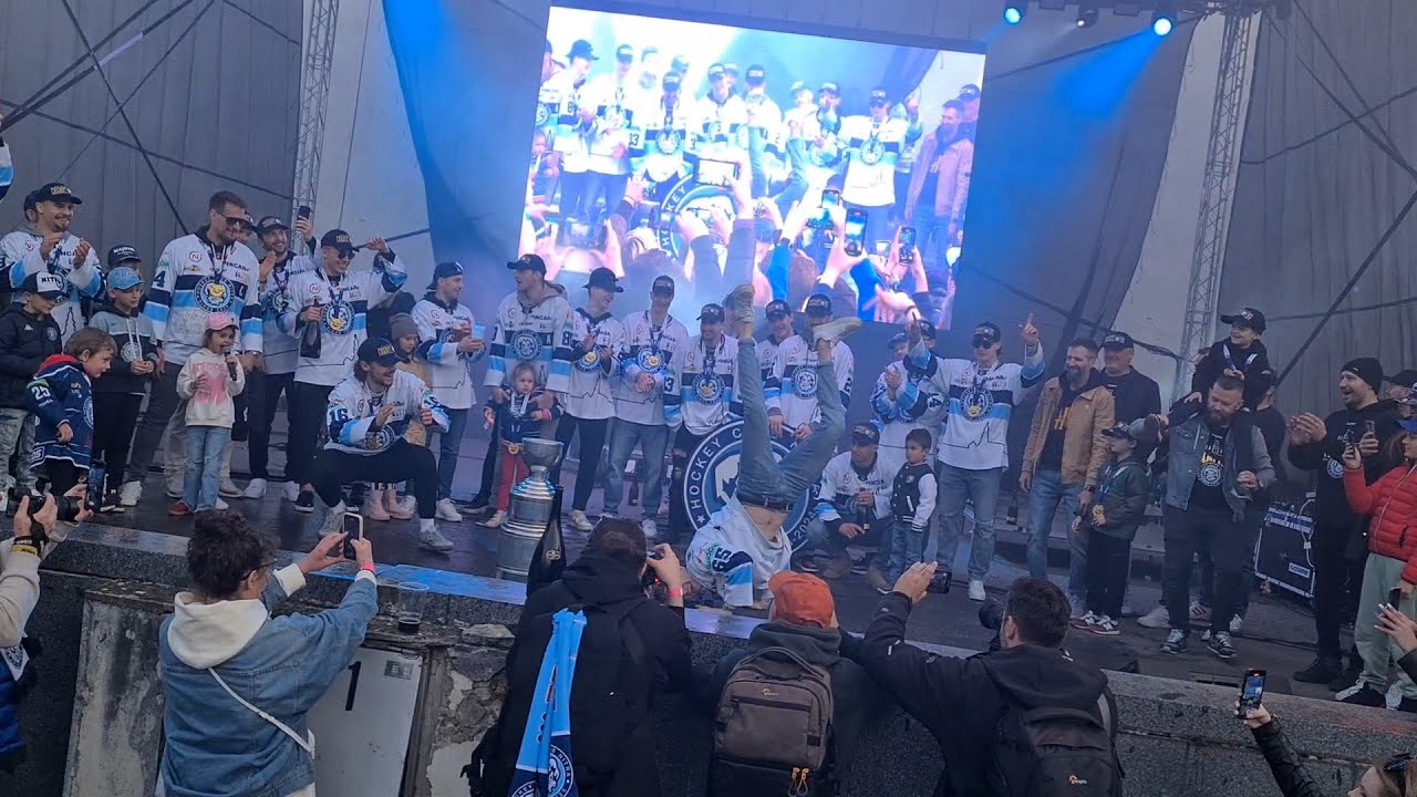 HK Nitra - oslavy titulu Majster Tipos extraligy 2024 - 3.