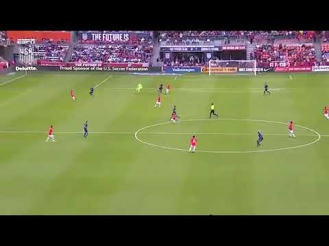The best American Footballer Hatim Shelby , 19 years old great of soccer , score with his team USA