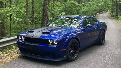 2022 Dodge Challenger Hellcat Redeye Cold Start with Mid Muffler Delete