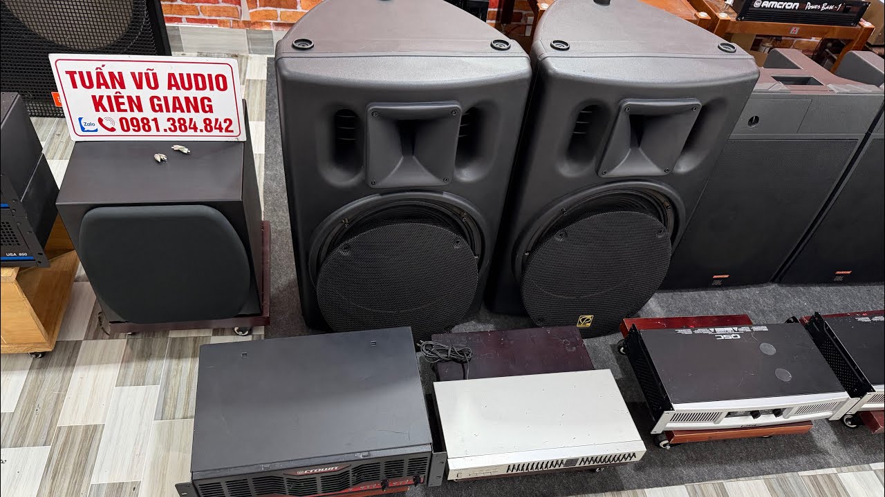 Em Về Đẩy QSC GX5 và GX3 .Sub Điện Bass 30 Anh Quốc .Loa JBL Control 12SR ☎️0981384842