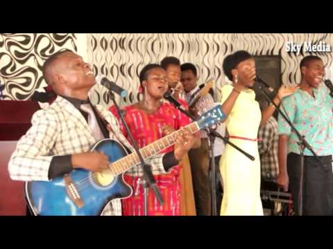 boaz-danken-_-haufananishwi