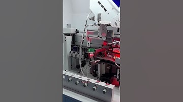 Loại máy này có năng suất cao hơn máy dán cạnh thủ công và dễ vận hành hơn.