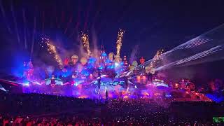 Tomorrowland 2023 before The Chainsmokers.