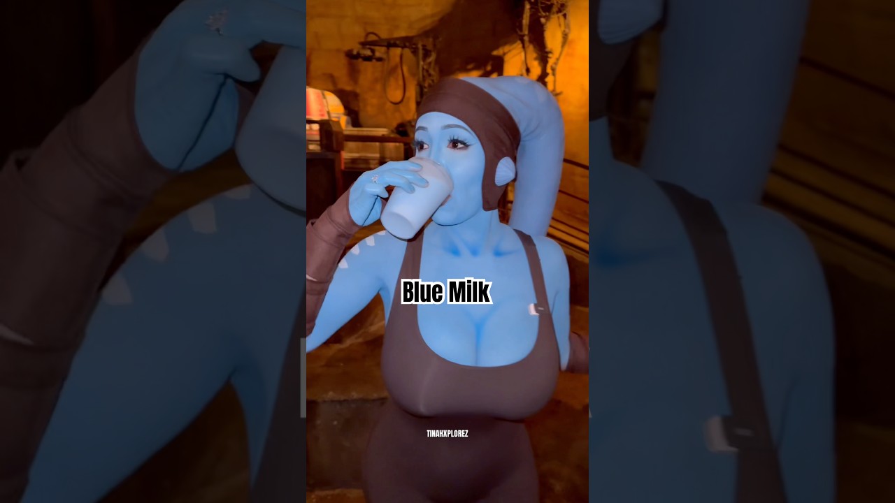 Blue Milk at Batuu review 10/10 #viralshort  #bluemilk #starwarsnite #viralshorts