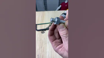 life hack of using a metal hacksaw \ лайфхак использования ножовки по металлу
