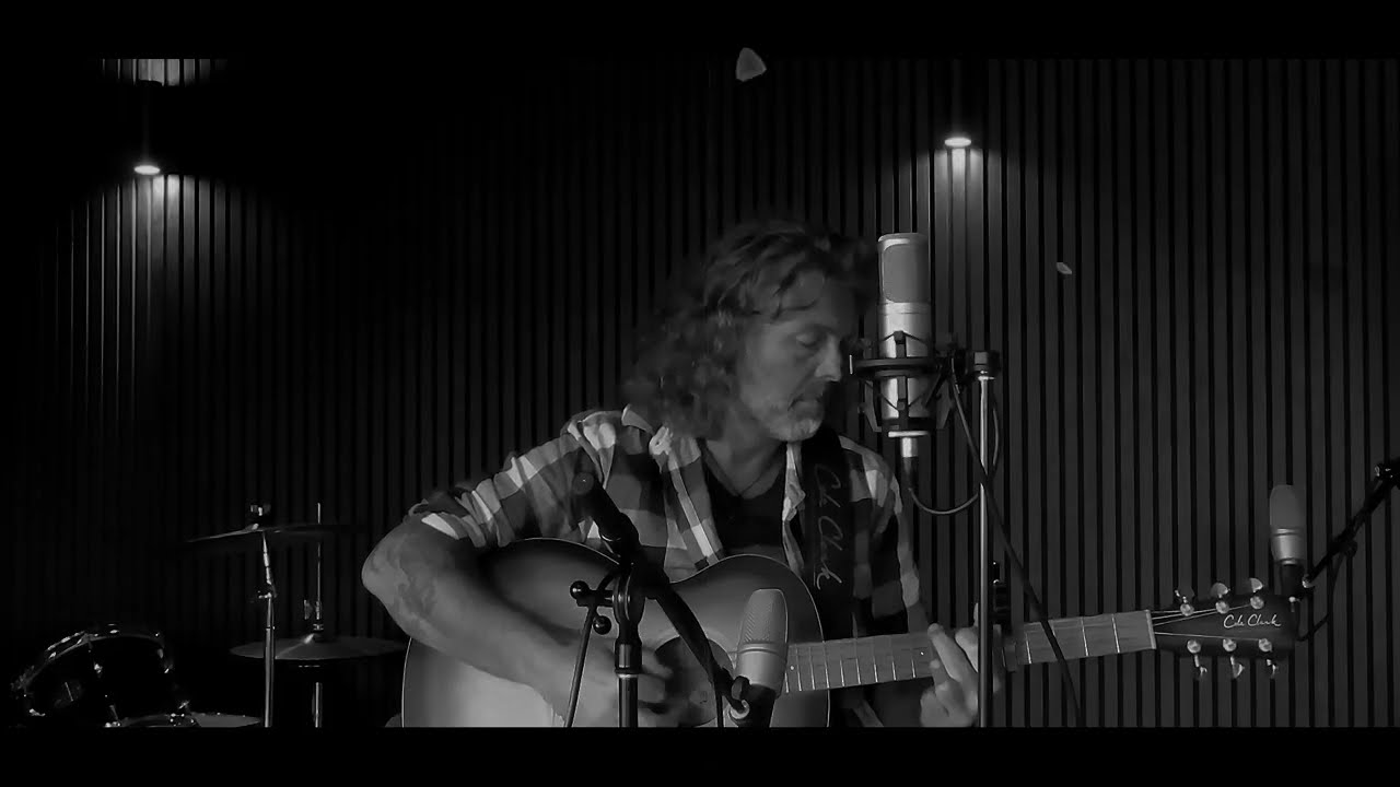 Marcus Cassells – "Down Under" (Acoustic Cover)[Official Performance Video]