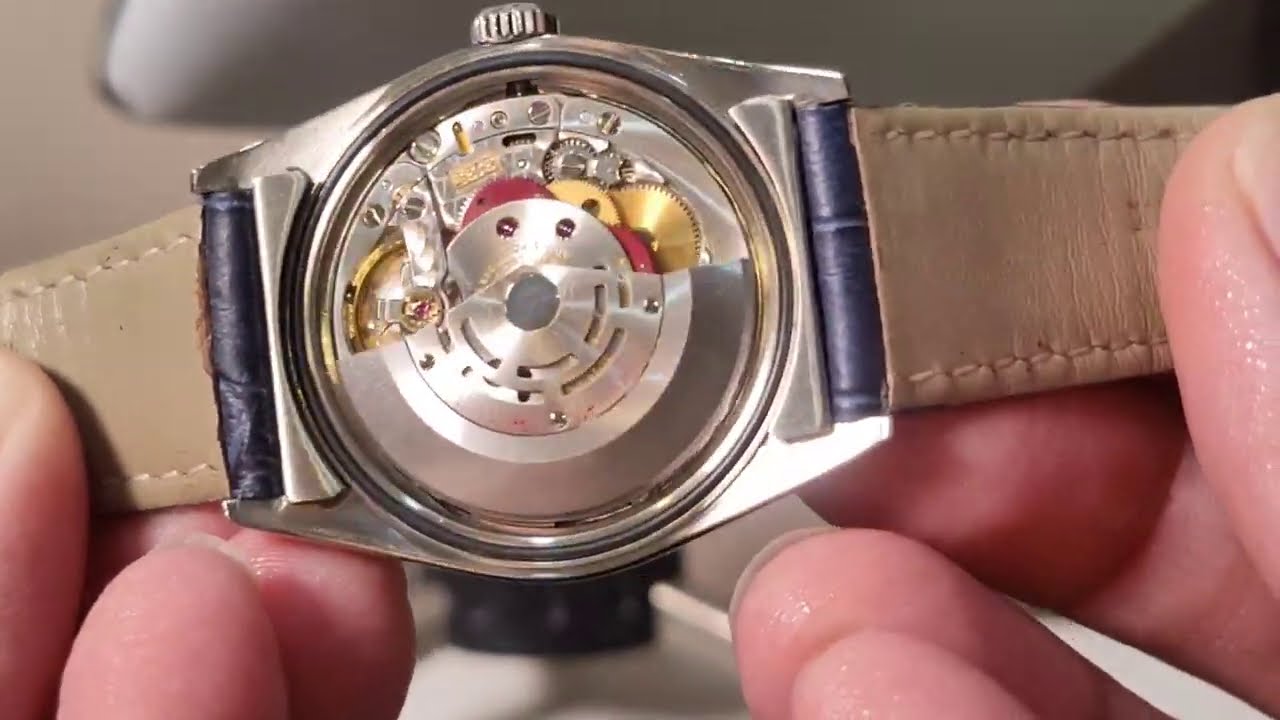 劳力士Rolex 最有名的3135机芯久代和新代也有分别哟! 买二手劳力士检验时要注意啦 不要买到假表哟 | Datejust日志型 Submariner水鬼