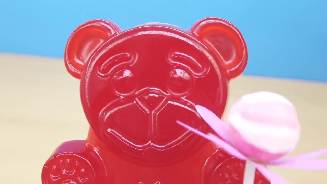 Валера мармеладный мишка картинки