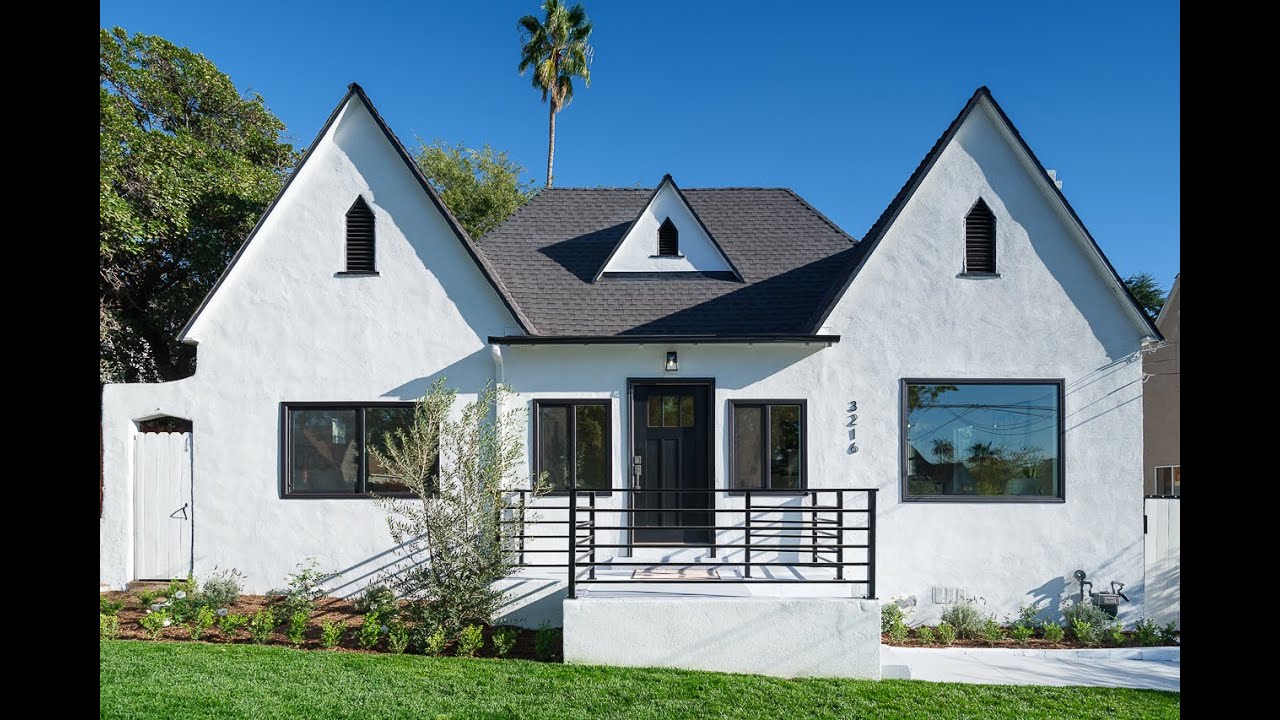 The Berns Team Presents 3216 Grandeur Avenue in Altadena, CA