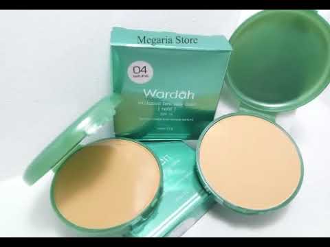 Review dan tes ketahanan bedak terbaru wardah yaitu wardah powder foundation shade 01 light beige.
B. 