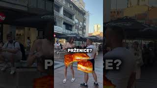 A onda sam sasvim slučajno naišao na devojku koja je imala malo drugačiji odgovor od ostalih 😱