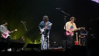 Alexander23 and John Mayer - Everybody Wants To Rule The World - Boston 5/9/22