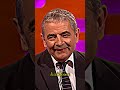 He doesn't recognize the legend 😳 #mrbean #tv #movie #celebrity #anime