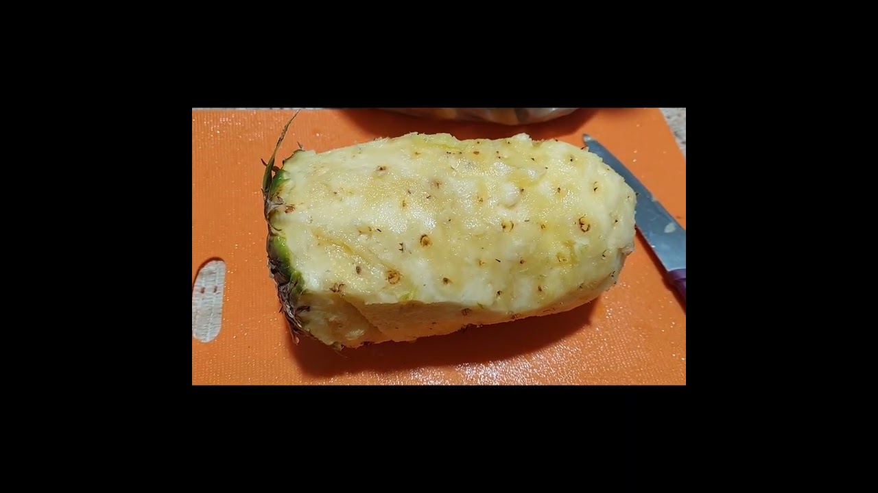 December/9/2025, Drying  pineapple 🍍 😋, تجفيف الأناناس 